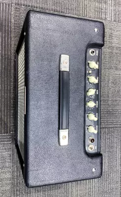 Fender - Blues Junior IV 15W 1x12 Tube Combo Amp - Black 5